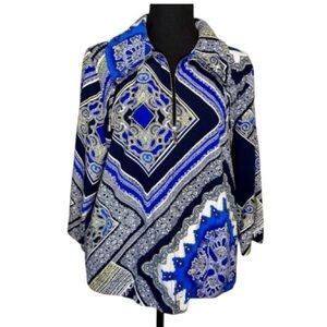 Zenergy by Chicos Blue and Black Patterned zip up Wind Jacket